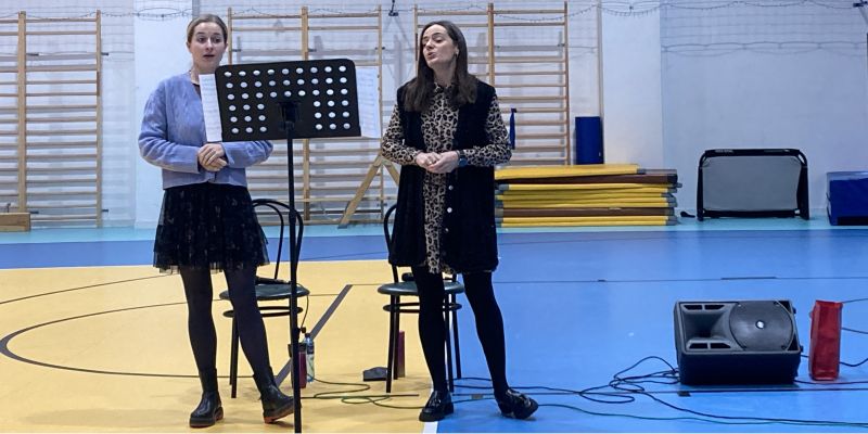 Muzyczna lekcja o pieśniach operowych