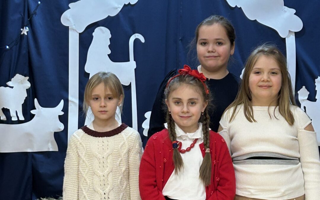 🎶 Sukcesy naszych uczennic w Gminnym Konkursie Kolęd i Pastorałek w Miedniewicach